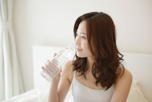 水は喉がかわいた時に飲めば良い？